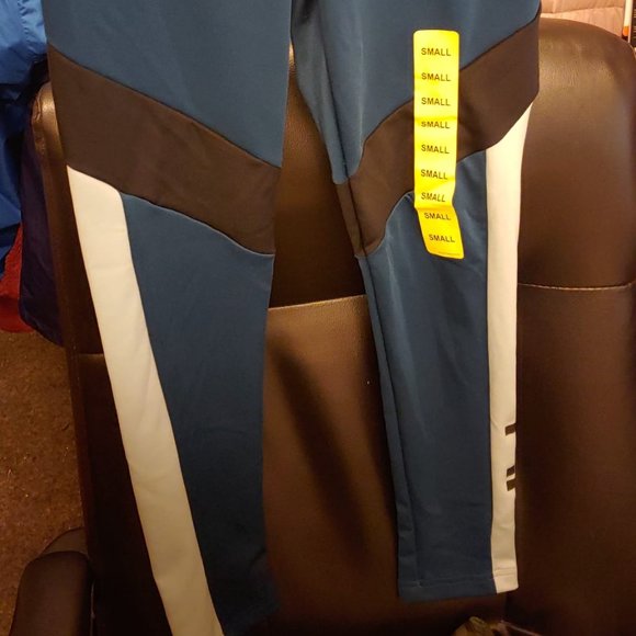 ADIDAS Women Designed 2 Move Colorblock Regular Rise 7/8 Tight - Picture 8 of 8